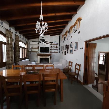 Velez, Casa La Choza Villa เบเลซ เด เบเนาดาญา ภายนอก รูปภาพ
