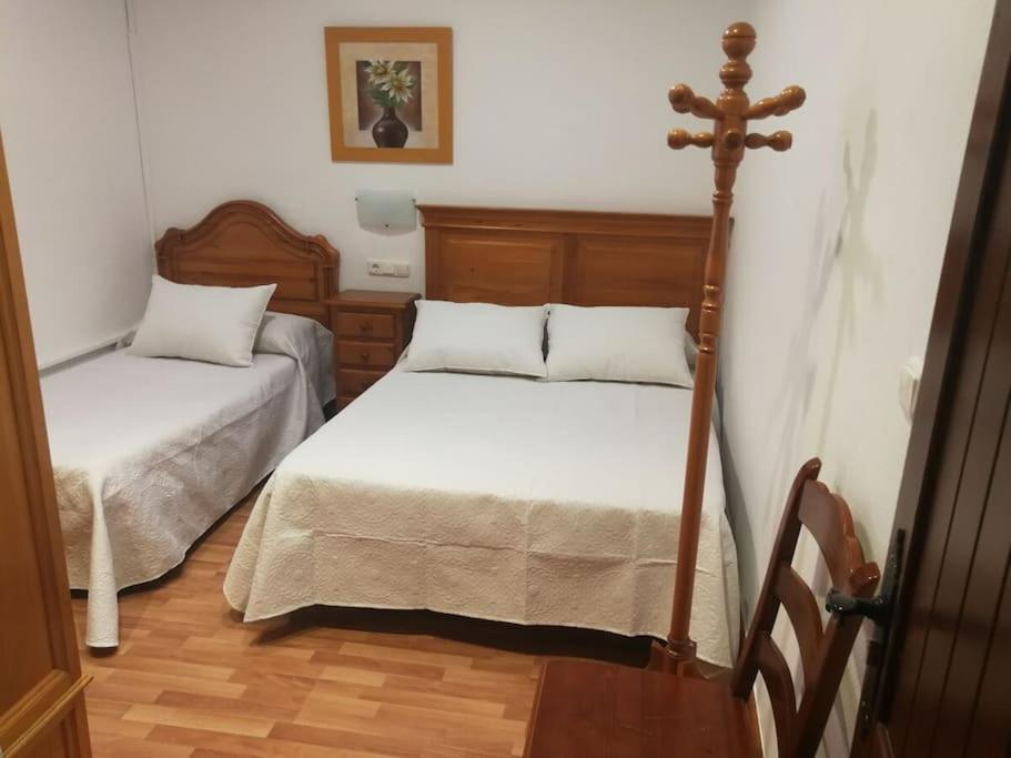 Velez, Casa La Choza Villa เบเลซ เด เบเนาดาญา ภายนอก รูปภาพ