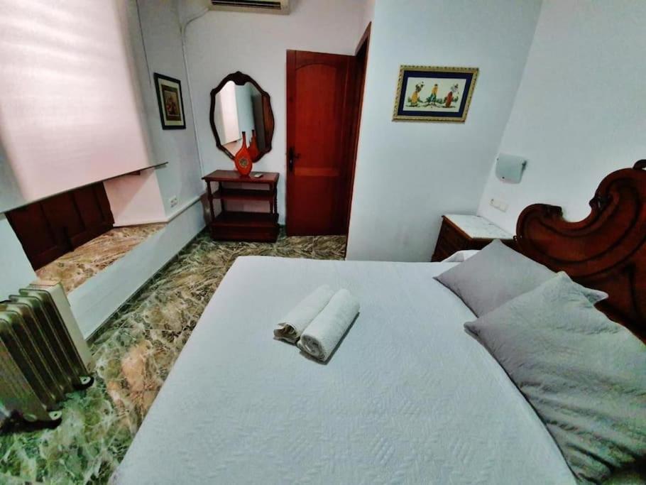 Velez, Casa La Choza Villa เบเลซ เด เบเนาดาญา ภายนอก รูปภาพ